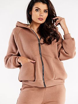 Mikina Infinite You  Voľná mikina s dlhými rukávmi, kapucňou a zapínaním na zips. Ozdobné prešívanie na prednej strane a veľké vrecká.