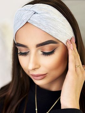 Čelenka IVON  Módna čelenka, dokonalý doplnok k vášmu jesennému/zimnému oblečeniu. Je vyrobená z bavlneného úpletu príjemného na dotyk, ktor