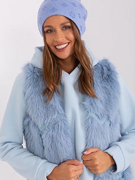 Čiapka AT  Teplá dámska zimná čiapka z kašmíru s ozdobnou kamienkovou aplikáciou.