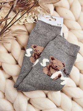 Ponožky Step in style  Teplé dámske ponožky ideálne na chladné dni. Model s nášivkou v tvare medvedíka. Vďaka ľahkému pásu dokonale priľnú k nohe. Ur