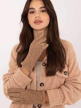 Rukavice AT  Elegantné dámske rukavice zo zateplenej tkaniny s ozdobným geometrickým vzorom. Ukazovák s vyšívaným kvetom, ktorý umožňuje ovlá