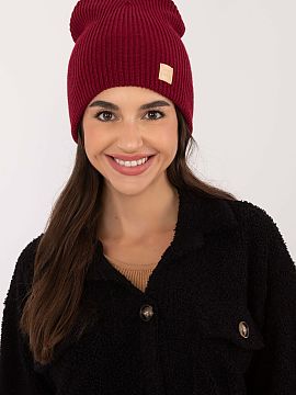 Čiapka Rue Paris  Čiapka, ktorá spája pohodlie a módny dizajn. Je vyrobená z mäkkého akrylu a dokonale prilieha k hlave. Vďaka hladkému jednofarebné