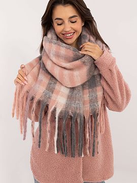 Šál AT  Elegantný šál dlhý 186 cm z polyesteru v klasickom vzore krížik, ideálny na chladnejšie dni. Vyrobený z vysokej kvality materiálu,