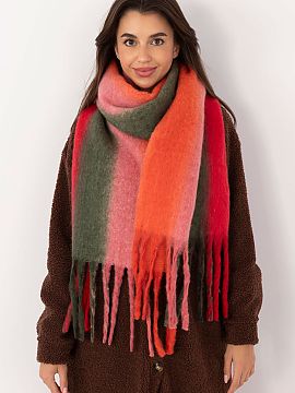 Šál AT  Štýlový šál vyrobený z vysokej kvality polyesteru s dĺžkou 194 cm, s hladkým farebným vzorom, ktorý dodáva eleganciu a modernos