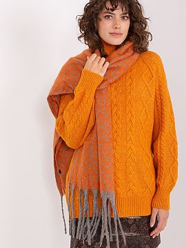 Šál AT  Tento dlhý šál s geometrickým vzorom je skvelým doplnkom do tvojej jesennej-zimnej garderóby. Vyrobený z odolného polyesteru, je nie