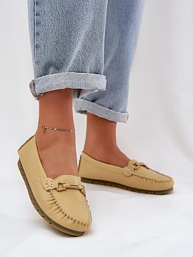 Mokasíny Step in style  Mokasíny značky S.Barski sú ideálnou kombináciou štýlu a pohodlia. Vďaka gumovej podrážke poskytujú stabilitu a vynikajúcu amort