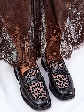 Mokasíny Step in style  Elegantné dámske mokasíny značky Vinceza. Vyrobené z vysoko kvalitnej prírodnej kože. Sú umiestnené na plochom opätku, čo zaruču