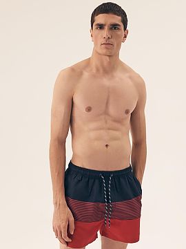 Pánske plavky Henderson  Vyznačujte sa na pláži vďaka týmto pánskym plavkám s moderným potlačou a starostlivo prepracovanými detailmi. Model je vyrobený z