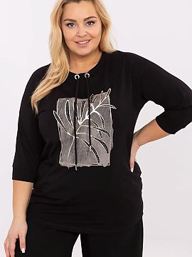 halenka plus size Relevance  Táto casual blúzka je ideálnou ponukou na každý deň pre ženy, ktoré si vážia pohodlie a jemné detaily. Vyrobena z mäkkej bavlny 