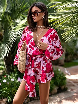 Overal LaBalancia  Elegantný a ženský overal, ktorý kombinuje pohodlie s eleganciou. Vyrobený z ľahkého, voľného materiálu, ideálne sa hodí na tepl