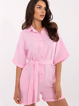 Overal Italy Moda  Ľahký, mušlinový overal z bavlny je ideálnou voľbou na každodenné štýlové outfity v teplejších dňoch. Hladká faktúra materi�