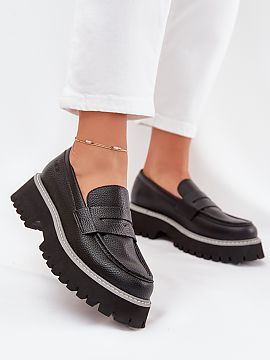 Mokasíny Step in style  Dámske mokasíny od značky Big Star sú kombináciou klasiky s moderným vzhľadom. Vyrobené z vysokej kvality ekokože zaručujú trvanl