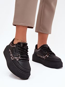 Športová obuv Step in style  Tenisky Big Star pre dámy. Vyrobené z ekokože, osadené na platforme, ktorá pridáva výšku a zjemňuje postavu. Mäkká stielka zabezp