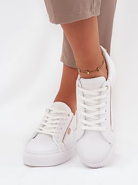 Športová obuv Step in style  Dámske tenisky Big Star z ekokože sú kombináciou štýlu a pohodlia. S osadením na platforme poskytujú pohodlie a stabilitu, a vložka