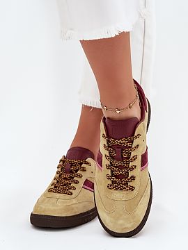 Športová obuv Step in style  Nízke dámske tenisky od značky Big Star. Vyrobené z prírodného semišu, ponúkajú nielen štýlový vzhľad, ale aj výnimočný poho