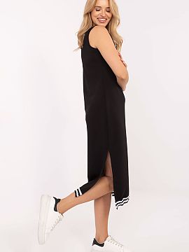 nastaviť Rue Paris  Dámska súprava v štýle casual je ideálnou ponukou na každý deň, spájajúca pohodlie a ženský charakter. Vyhotovená z materiálu 