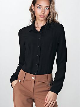 Body Nife  Klasická body košela je neodporúčaným must-have v soft-office štýloch. Príjemný na dotyk materiál, z ktorého je vyrobená stoperc