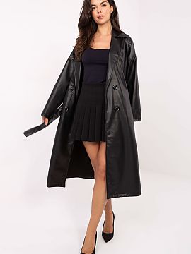 Kabát Rue Paris  Dámsky kožený kabát s nadčasovým, casualovým charakterom, ideálny ako prechodný vrchný kúsok na jeseň, zimu a jar. Vyrobený z v