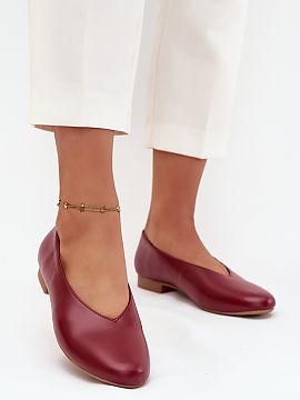 Baleríny Step in style  Baleríny pre ženy vyrobené z ekokože sú nadčasovou ponukou, ktorá kombinuje pohodlie s eleganciou. S nízkym opätkom poskytujú poho