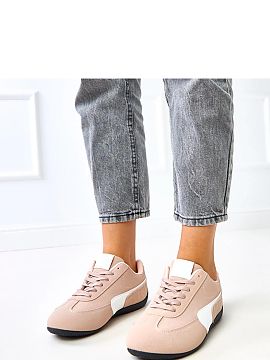 Športová obuv Solea  Športová obuv s bielymi akcentmi je módnou a pohodlnou voľbou pre každodenný mestský štýl. Vyrobené z ekologickej semišovej kože