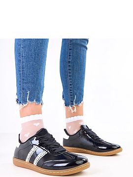 Športová obuv Solea  Dámske športové topánky s moderným charakterom, vyrobené z kvalitnej ekologickej kože. Model so šnurovaním saténovými šnúrkami 