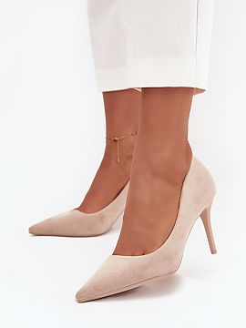 Ihličky Step in style  Elegantné dámske opätkové topánky z ekokože sú klasikou, ktorá nikdy nevyjde z módy. Vyrobené z príjemného na dotyk, elegantnéh