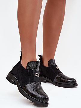 Topánky Step in style  Topánky značky Vinceza sú štýlovým a pohodlným návrhom ideálnym na chladnejšie dni. Vyrobené zo združenia lakovanej eko kože a 