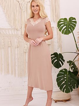 Nočná košeľa Kalimo  Nech sa tvojím najkrajším okamihom dňa moment, keď si oblečiete nočnú košeľu Langu. Jemná viskóza, ľahká ako vánok, vás obkl