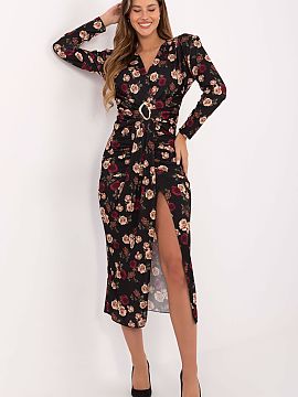 formálne šaty Italy Moda  Elegantný úzký šaty sú ideálnou voľbou na špeciálne príležitosti. Vyrobený z príjemnej zmesi viskózy a polyesteru, krásne sa 