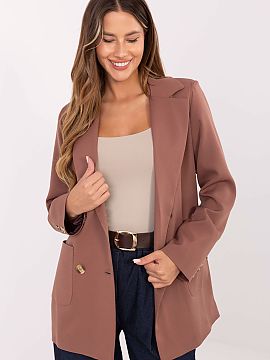 Blejzer Lakerta  Táto dámska sako je kvintesenciou elegancie a nadčasového štýlu. Vyhotovené z vysokokvalitnej zmesi bavlny, elastanu a polyesteru, za