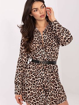 denné šaty Italy Moda  Štýlové košeľové šaty s jednoduchým strihom sú ideálnou ponukou pre ženy, ktoré majú radi módu s charakterom. Zvierací motív