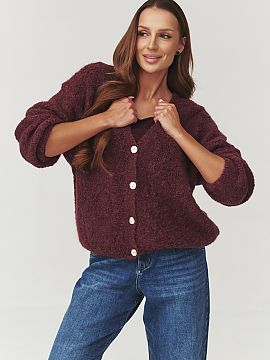 rozopínací sveter Makadamia  Útulný svetr z mäkkej bouclé je must-have v každej ženskej skrini. Vyrobený z nadýchanej, príjemnej na dotyk priadze, poskytuje tep