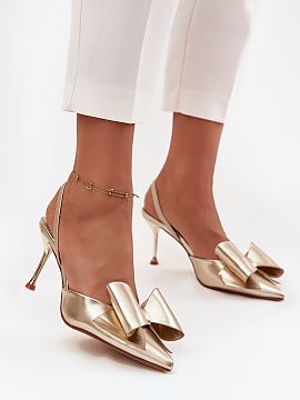 Ihličky Step in style  Elegantné dámske lodičky s otvorenou pätou sú skvelou voľbou pre ženy, ktoré chcú spojiť štýl s pohodlím. Vyhotovené z textiln