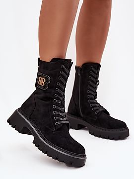 Vysoká topánka Step in style  Topánky workery v mestskom prevedení sú ideálne spojenie štýlu a pohodlia. Model so zipsom a doplnkovým šnurovaním umožňuje ideá