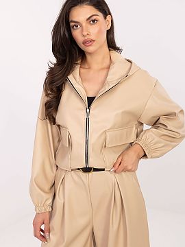 Bunda Rue Paris  Štýlová krátka dámska bunda vyrobená z vysokokvalitnej ekokože (zmes polyesteru a polyuretánu), skvelá na jesennú-zimnú-jarnú se