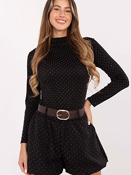 šorty Rue Paris  Štýlové dámske materiálové šortky s elegantným strihom, vyrobené z vysokej kvality viskózy s prídavkom elastanu, ktorý zabezpeč