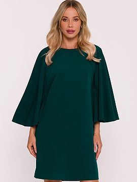 Šaty na deň Stylove  Elegantná šaty v štýle trapezu vyrobené z hladkej, príjemnej na dotyk látky. Model je vyznačený efektnými, širokými rukávmi typ