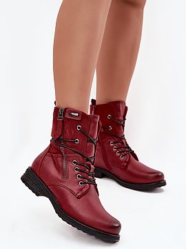 Vysoká topánka Step in style  Dámske členkové čižmy na ploštom podpätku sú spojením štýlu a pohodlia, ideálne na chladnejšie dni. Majú zaoblené špičky a 