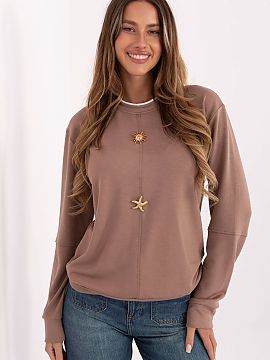 blúzka Relevance  Výnimočne pohodlný dámsky dlhý rukáv longsleeve s casual charakterom, ideálny na každý deň. Vyrobený z kombinácie viskózy, elas