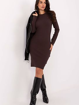 denné šaty Rue Paris  Štýlové a pohodlné šaty typu bodycon vyrobené z pružnej pleteniny sú ideálnou voľbou na každodenné nosenie aj do práce. Klasick