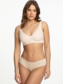 Bedrové nohavičky Julimex  Klasické figové nohavičky s bezšvovou konštrukciou, vytvorené s ohľadom na pohodlie a prirodzené prispôsobenie. Vyrobené z hladkej