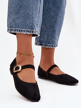 Balerinki Step in style  Baleríny pre ženy vyrobené z mäkkého ekokože. Model s nízkym opätkom zaručuje pohodlnosť počas celého dňa, jemne zaoblené špi