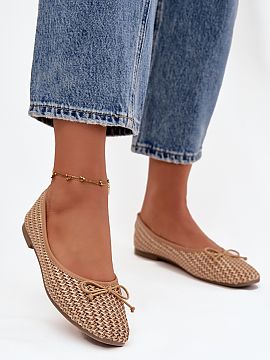 Balerinki Step in style  Baleríny dámske vyrobené z plsteného materiálu sú ľahkou a štýlovou obuvou ideálnou na každý deň. Model s oblými špičkami vy