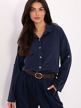 tričko s dlhým rukávom Italy Moda  Elegantná dámska košeľa s casual charakterom, ideálna na každý deň. Vyrobena z príjemného na dotyk žakárového materiálu s prev