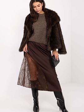 spódnica Rue Paris  Štýlová a ženská rozkvetlá midi sukňa je ideálnou kombináciou elegancie a pohodlia. Vyrobená z hladkej látky sa krásne prilieha 