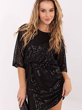 krátke šaty Italy Moda  Elegantné šaty s jednoduchým strihom, vybavené pohodlným elastickým pásom, ktorý jemne zdôrazňuje pás a zabezpečuje ideálne pri