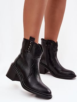 Topánky na opätku Step in style  Dámske čižmy v štýle kauboje, vyrobené z ekokože, sú ponukou pre ženy, ktoré oceniajú spojenie pohodlia a módného vzhľadu. Mod