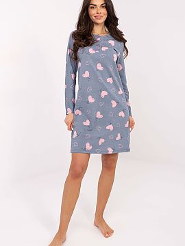 Nočná košeľa Forever Pink  Dámska košeľa vyrobená z dominujúcej bavlny, ktorá zaručuje vysoký komfort nosenia a priepustnosť vzduchu po celý deň. Model zdob