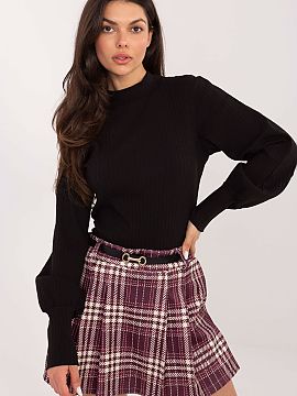 Sukňohavice Italy Moda  Spódnicospodenky v kockovanom vzore sú elegantnou a štýlovou ponukou pre ženy, ktoré radi kombinujú pohodlie šortiek s ženským vzh