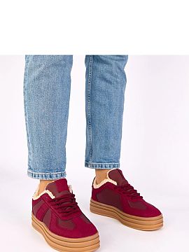 Športová obuv Solea  Šnúrkovaná športová obuv s futerom je kombináciou pohodlia, tepla a módného dizajnu. Vyrobené z kvalitnej ekologickej semišovej ko